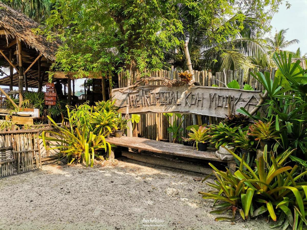 The Tropical Koh Mook Villa Exterior photo